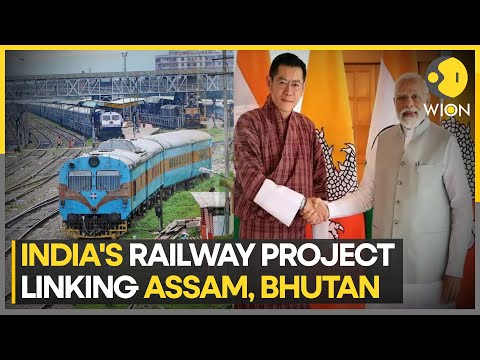 The MOU signing moment 