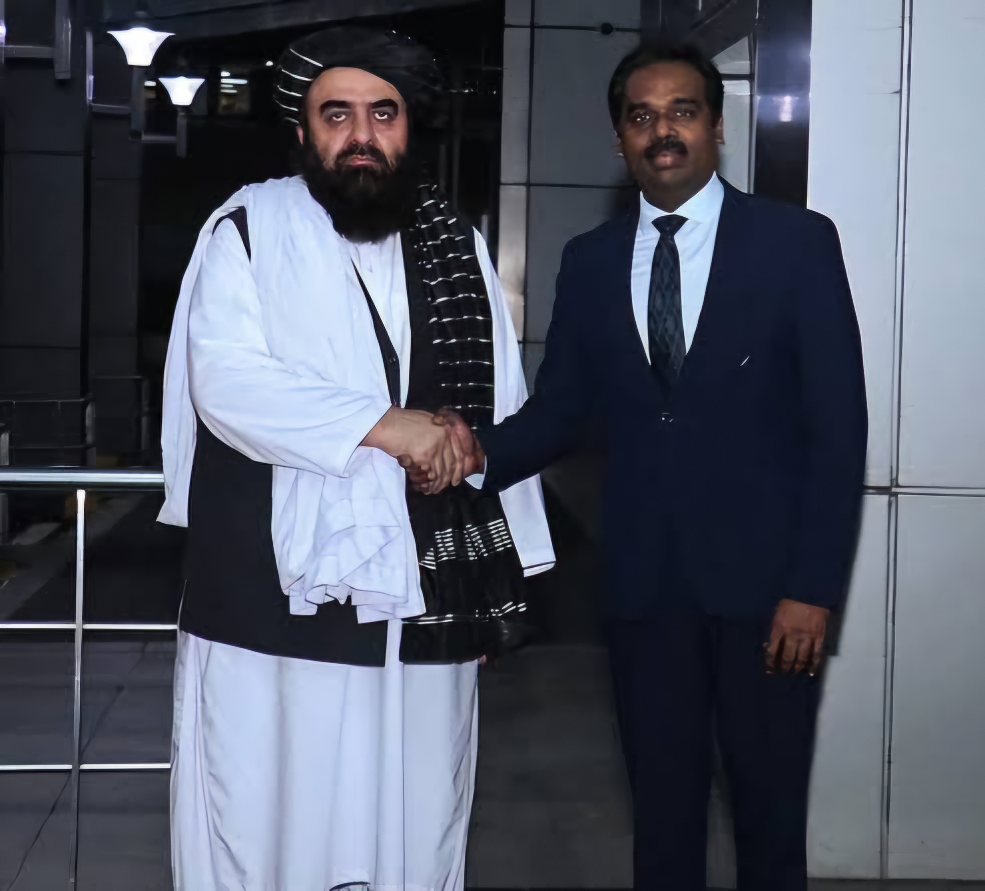 Amir Khan being received in NewDelhi